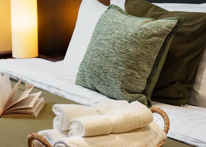 公寓 Jungle Dream King Bed Oasis With Balcony & High-speed Wifi *